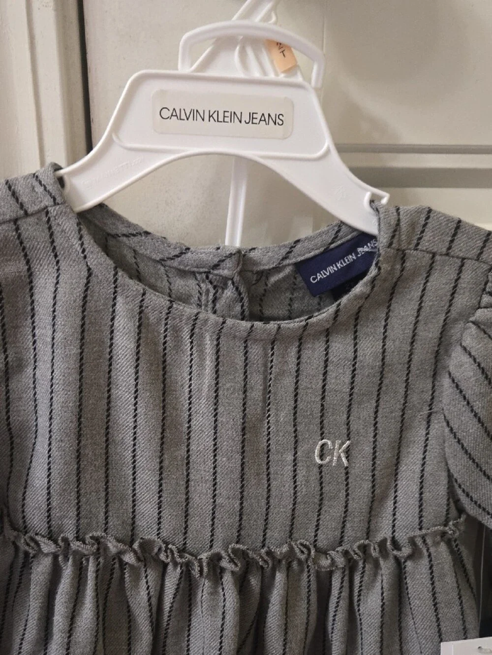 Calvin Klein Kids Gray Striped Ruffle Top & Black Leggings Set